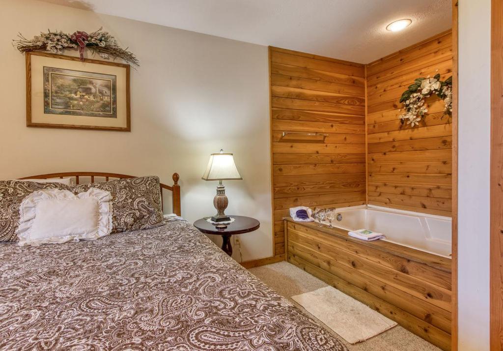 Amazing Grace-1089 Of Free Area Attraction Tickets For Each Paid Day!!! Villa Sevierville Exterior photo