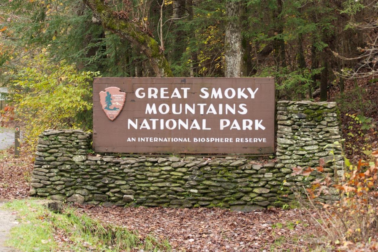 Amazing Grace-1089 Of Free Area Attraction Tickets For Each Paid Day!!! Villa Sevierville Exterior photo